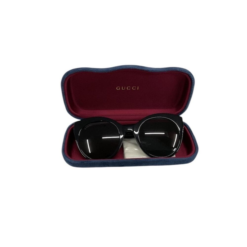 Gucci Black Cat Eye Sunglasses - Picture 6 of 6